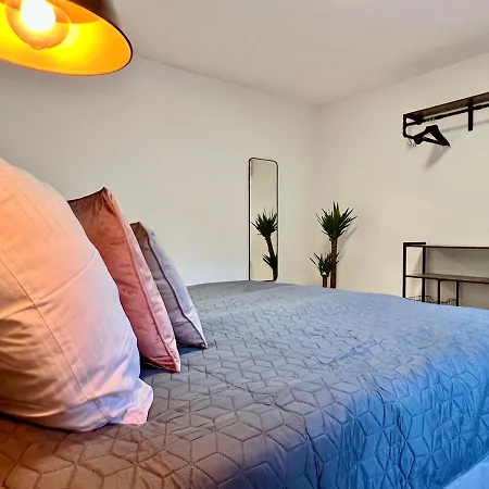Vonmos Apartment